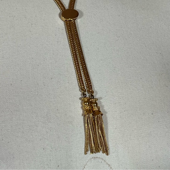 Monet Rare Vintage 1970’s Heavy Gold Lariat Bolo Mobwife Omega Chain Necklace - Picture 12 of 17